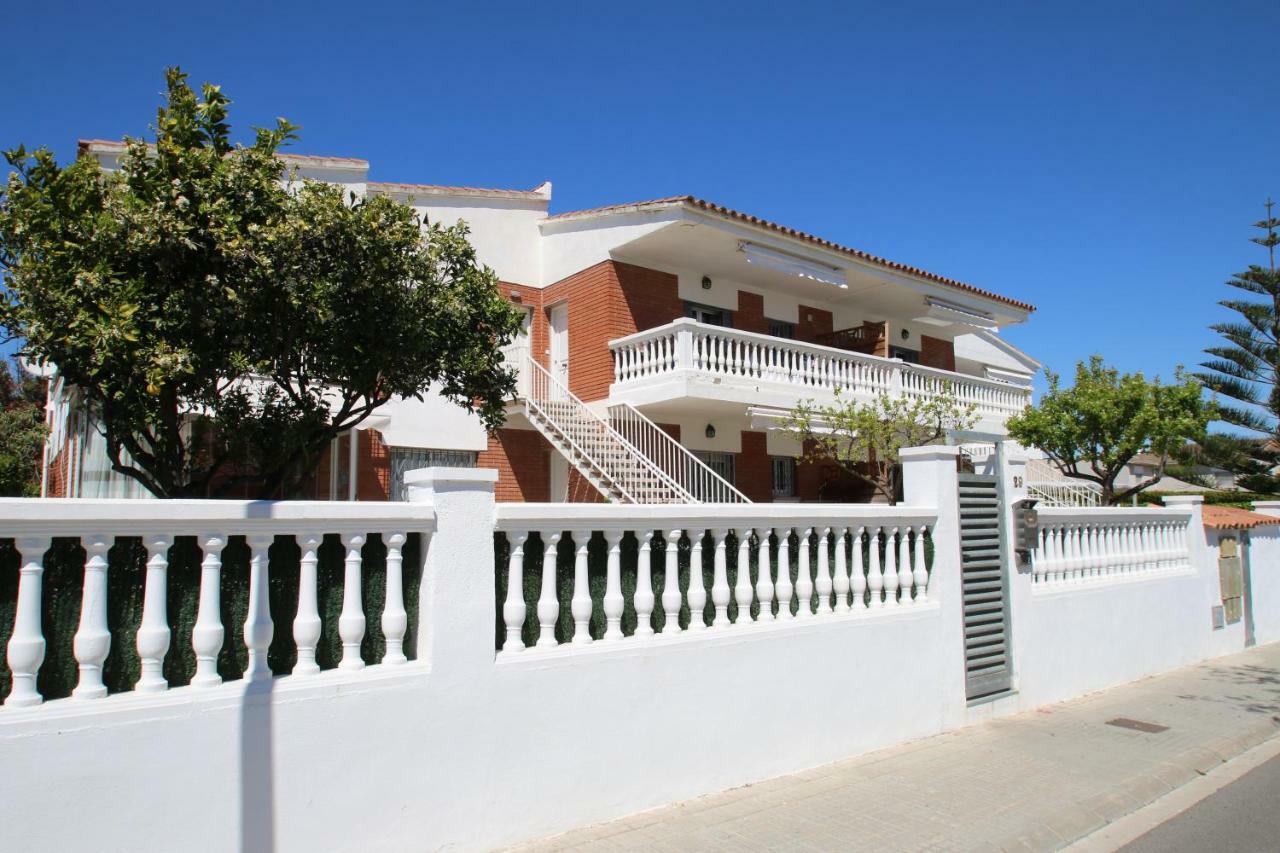 Апартаменты Casa Rosales 2 Камбрильс Экстерьер фото